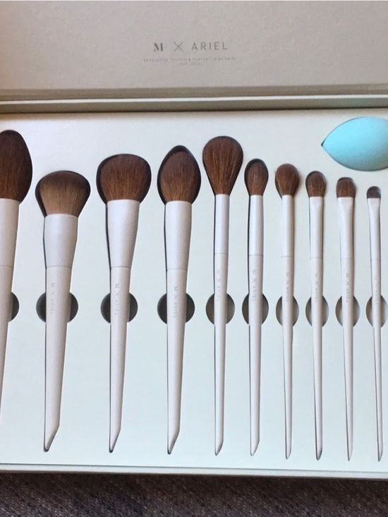 Morphe Other - Morphe X Ariel Brush Set new